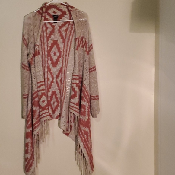 Sweater - Picture 4 of 4